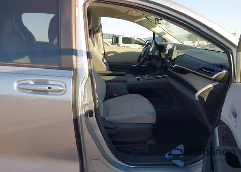 2024 Toyota Sienna Le from USA, damaged, VIN 5TDKRKECXRS201072